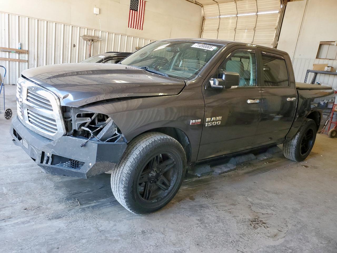 RAM 1500 SLT