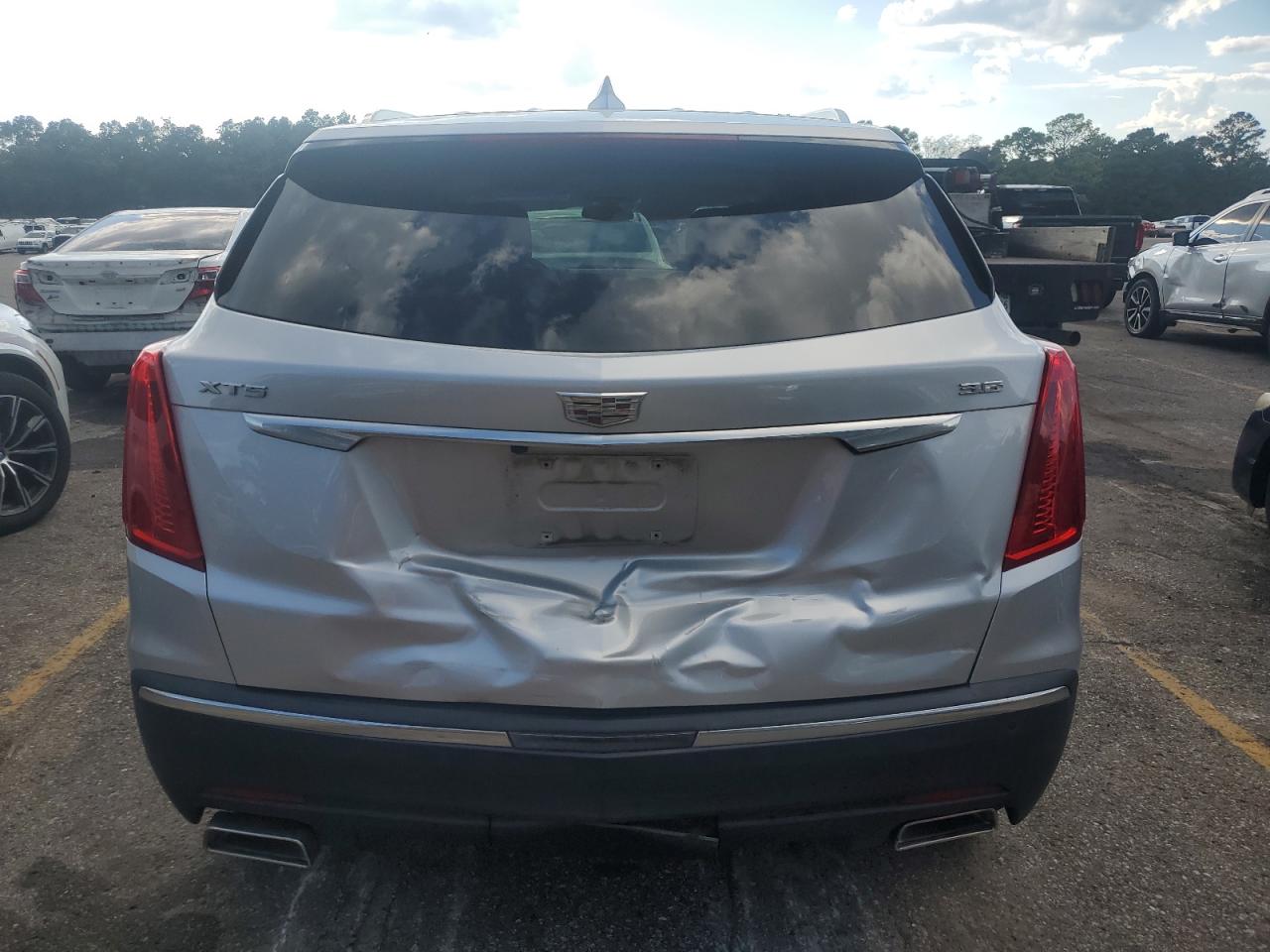 CADILLAC XT5 LUXURY