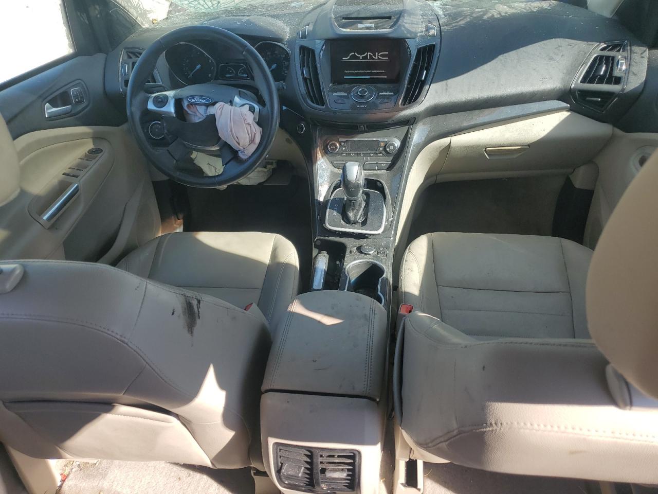 FORD ESCAPE TITANIUM