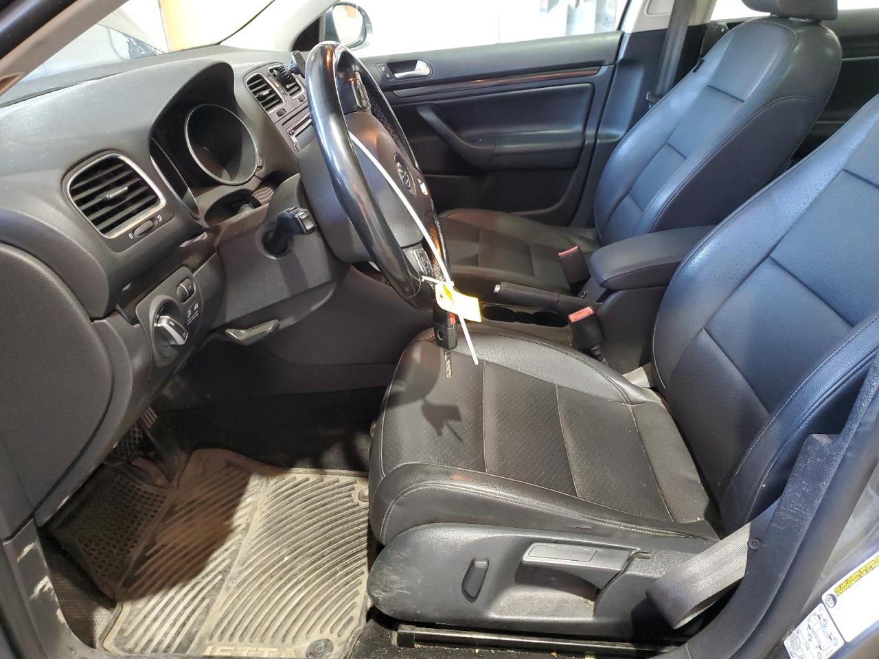 VOLKSWAGEN JETTA TDI