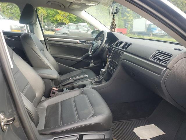 2017 VOLKSWAGEN PASSAT R-L #3240861851