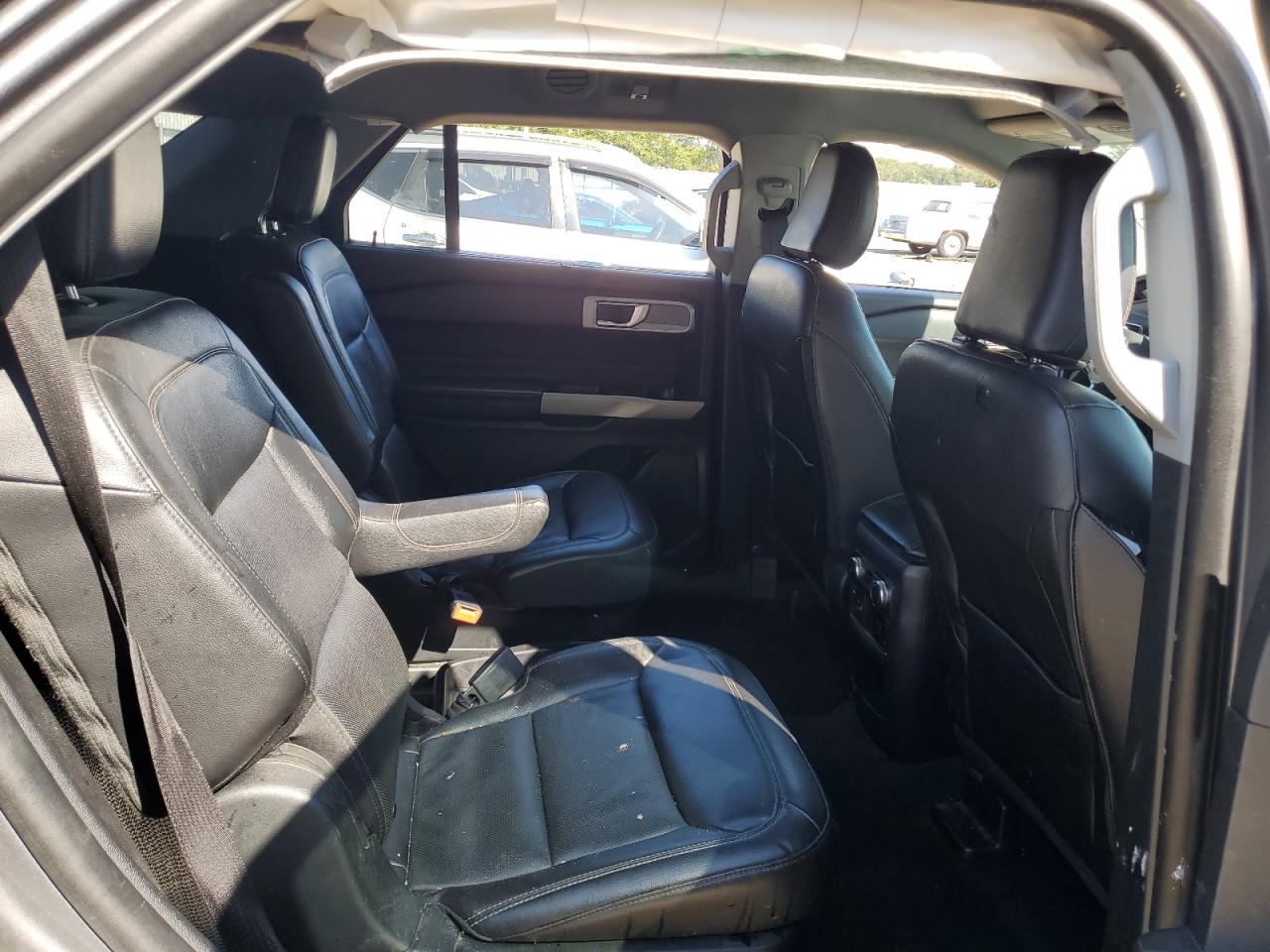 FORD EXPLORER LIMITED