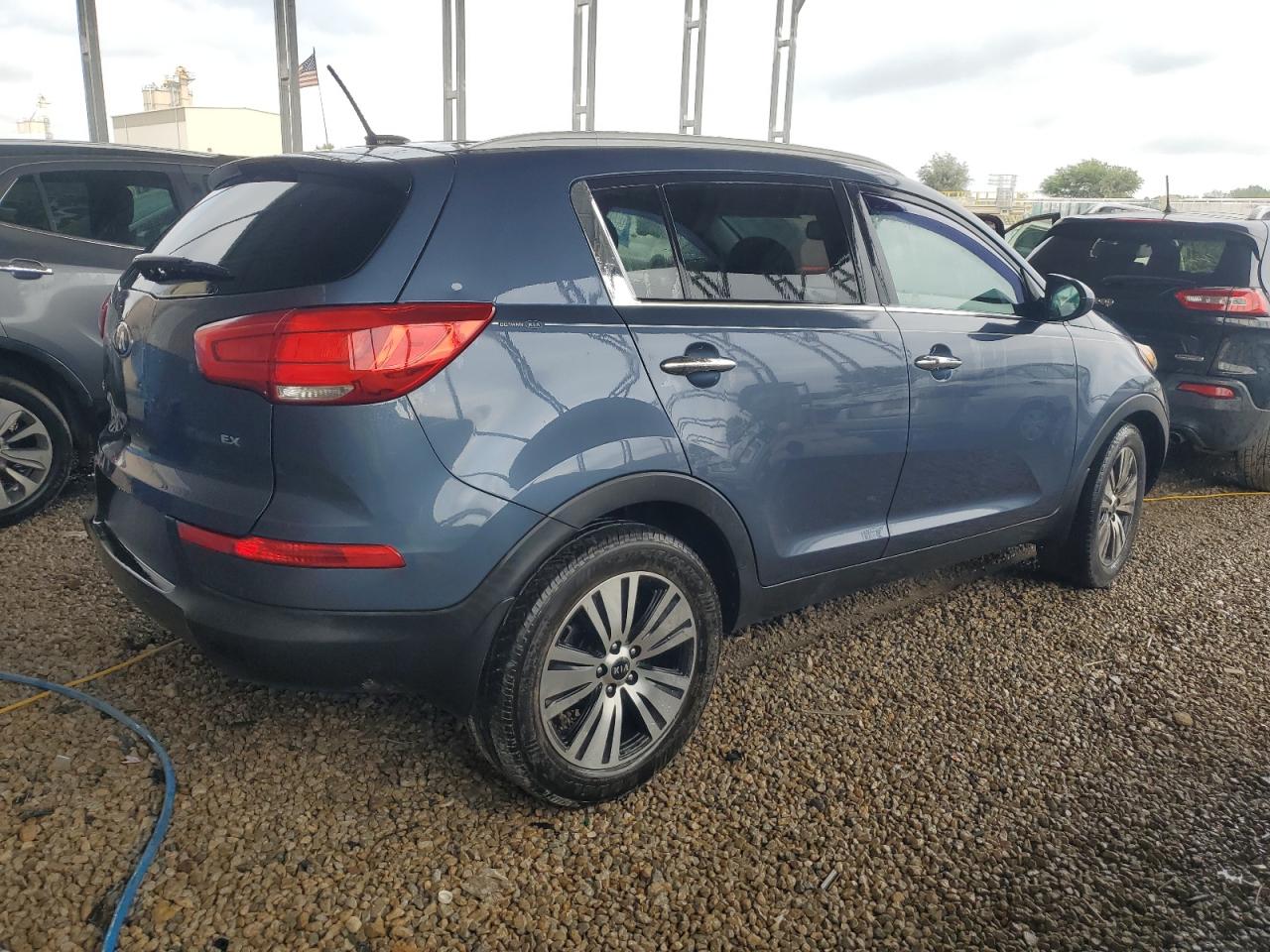 KIA SPORTAGE EX