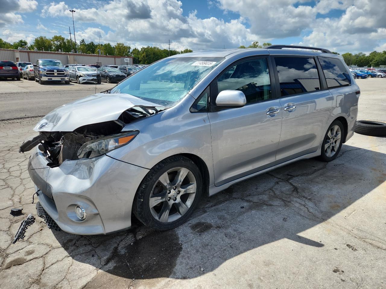 TOYOTA SIENNA SPORT