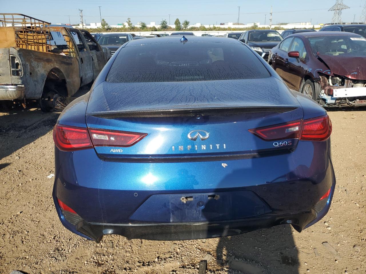 INFINITI Q60 RED SPORT 400