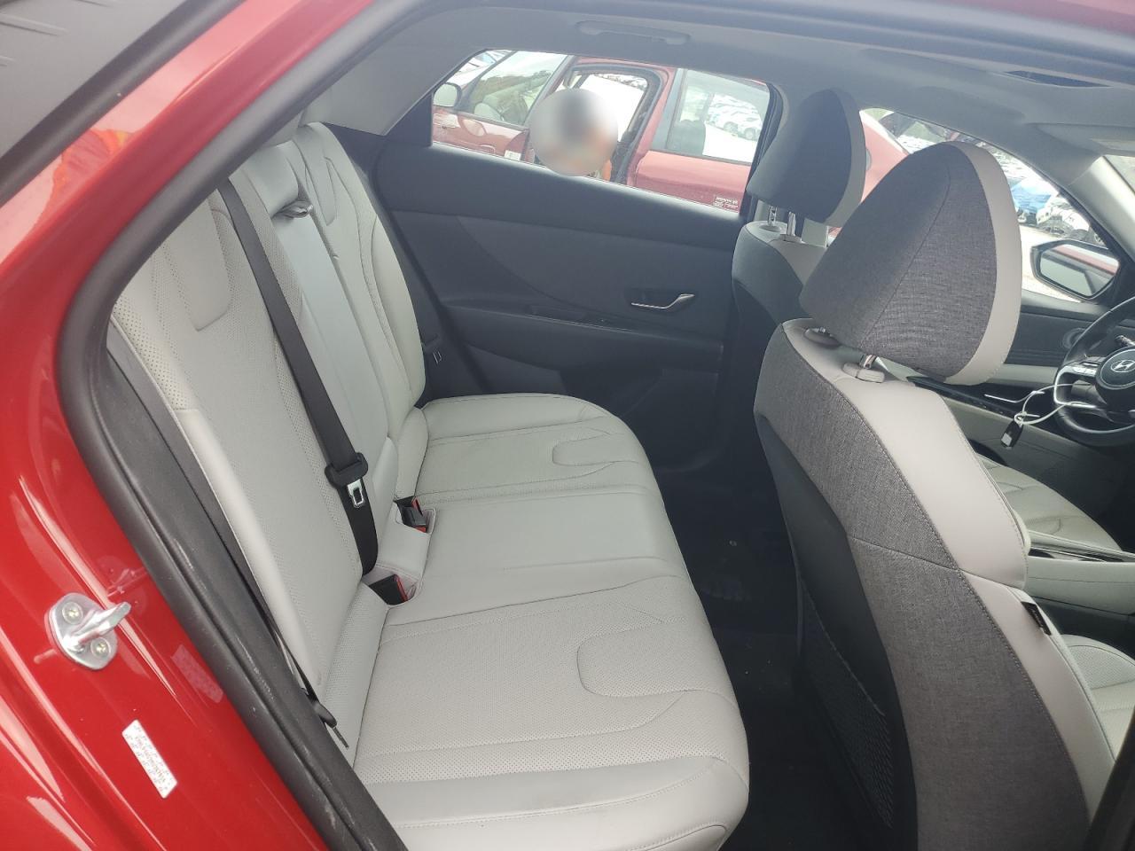 HYUNDAI ELANTRA LIMITED