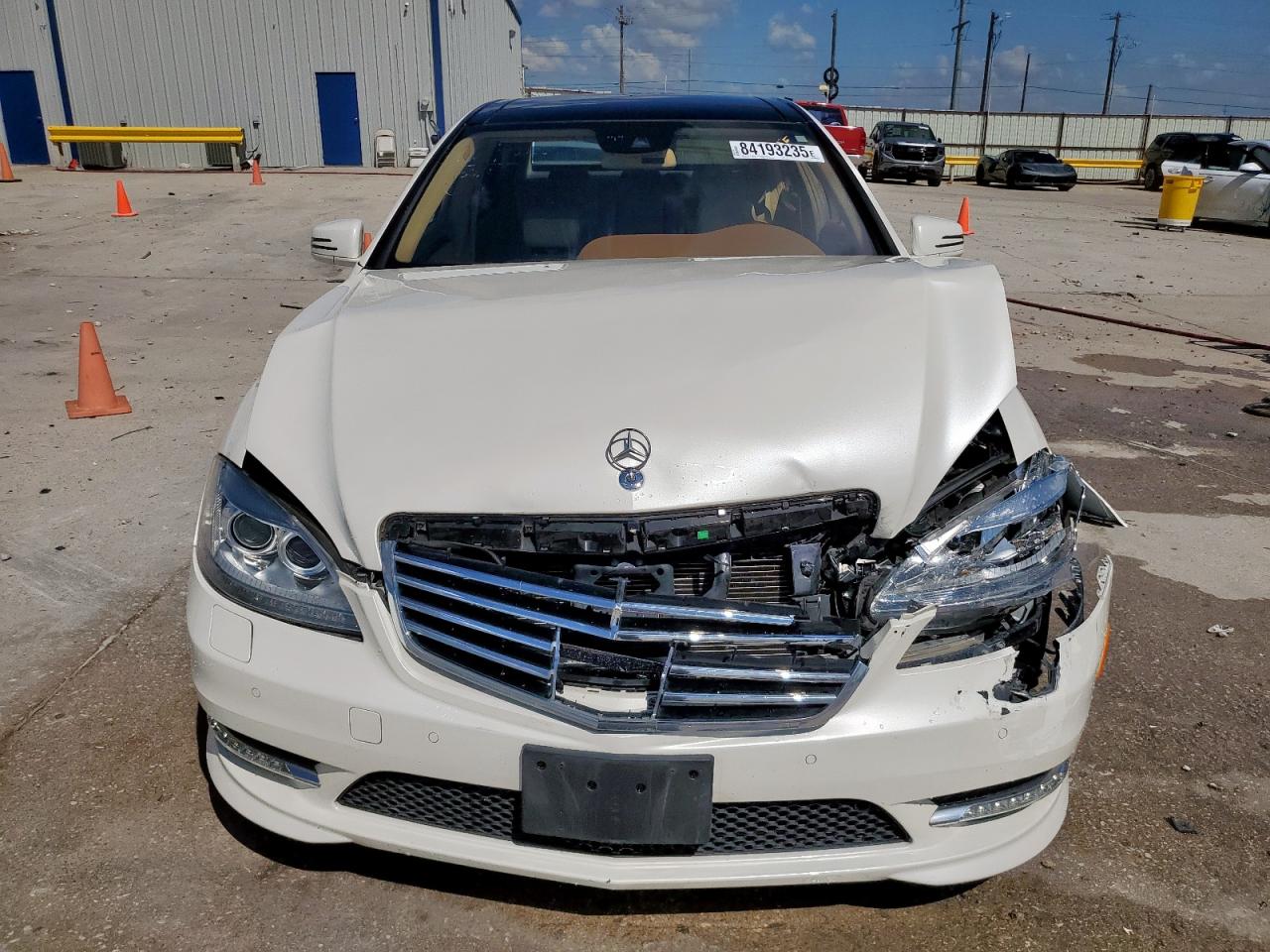 MERCEDES-BENZ S-CLASS 550