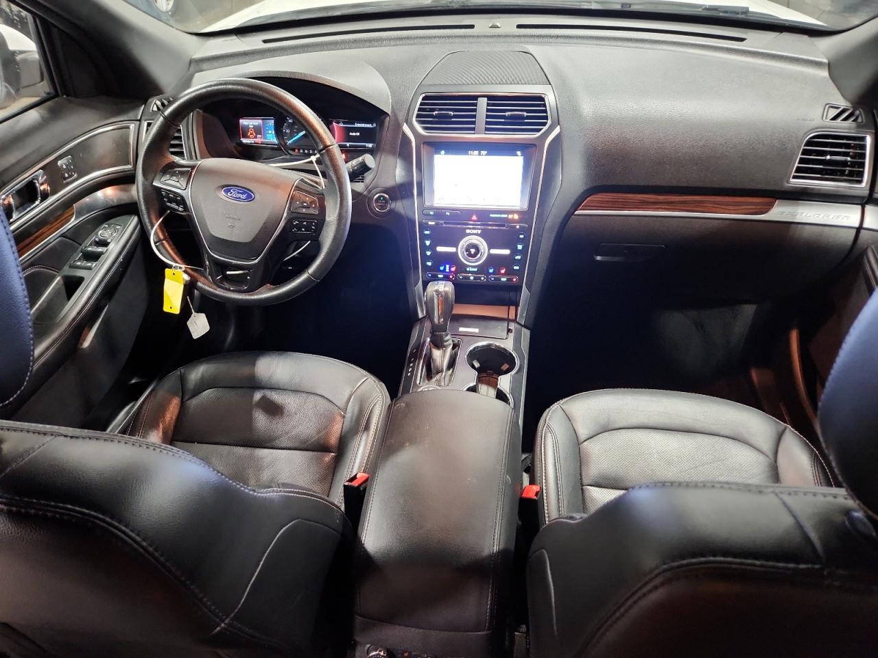 FORD EXPLORER LIMITED