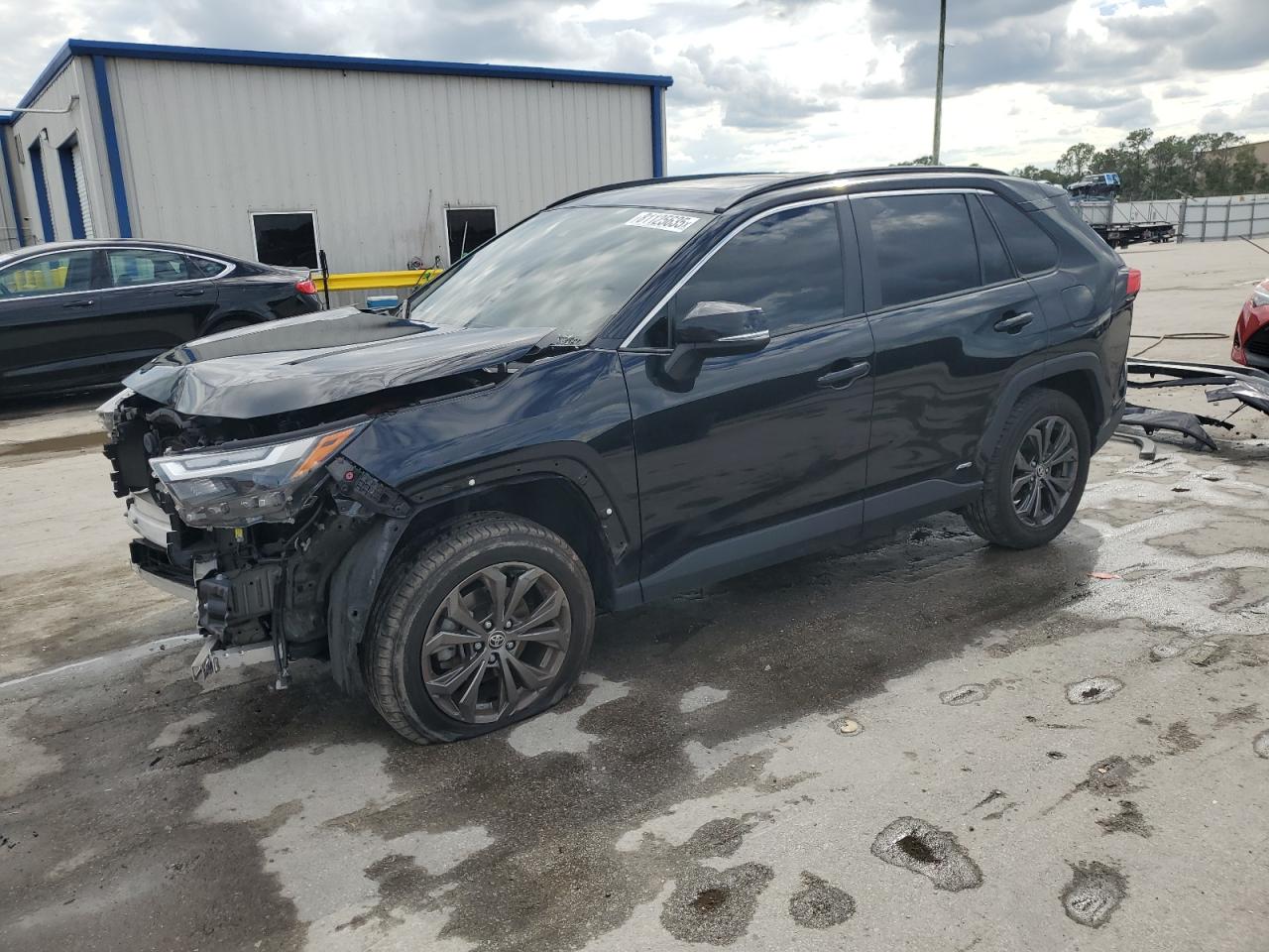 TOYOTA RAV4 XLE PREMIUM