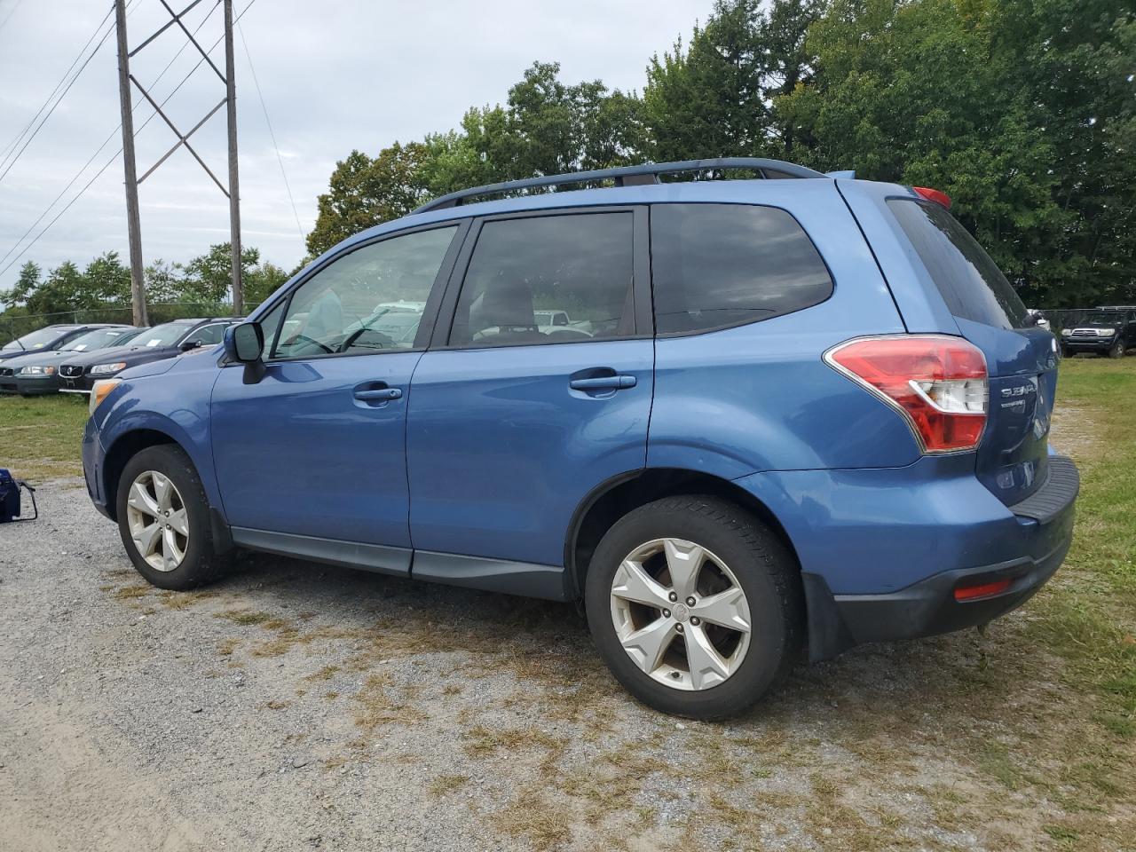 Lot #3240105528 2016 SUBARU FORESTER 2