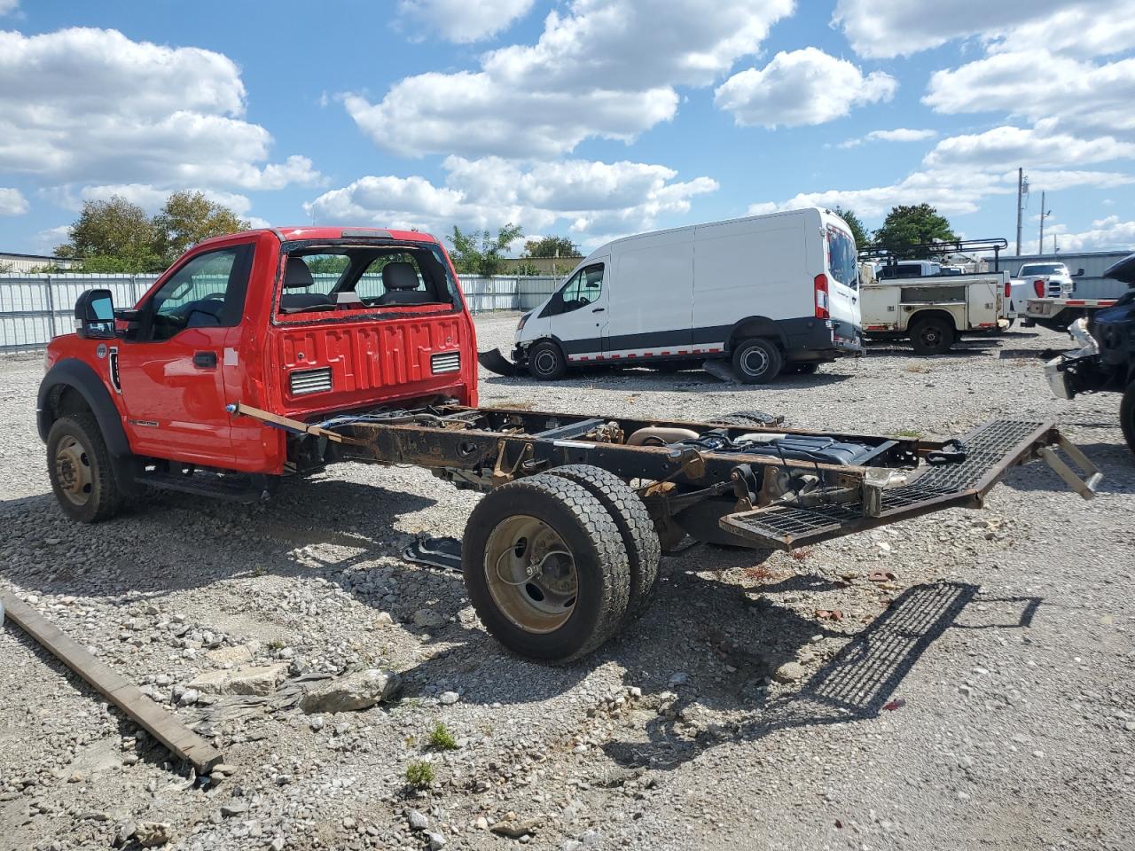 FORD F-550 SUPER DUTY