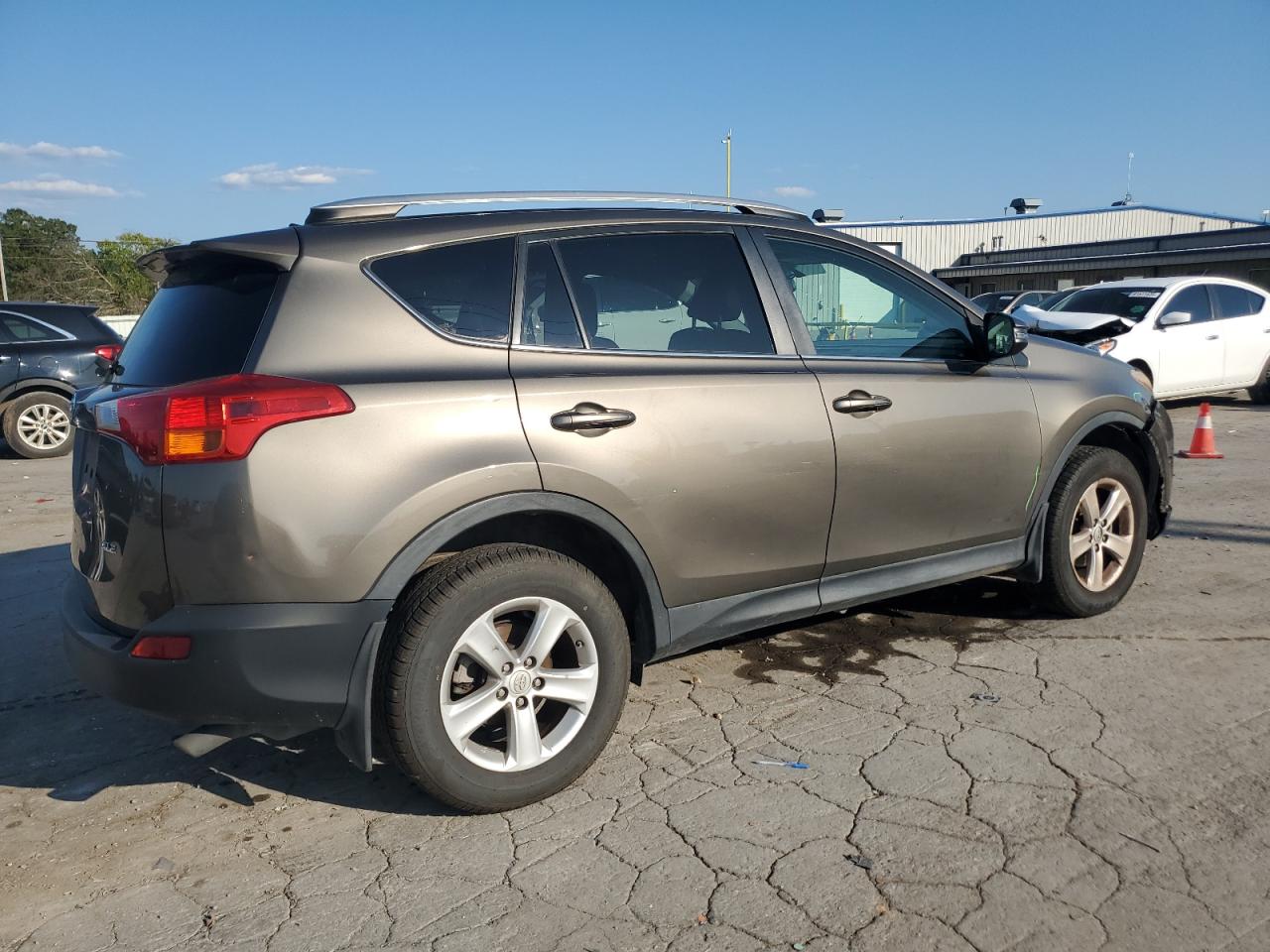 TOYOTA RAV4 XLE