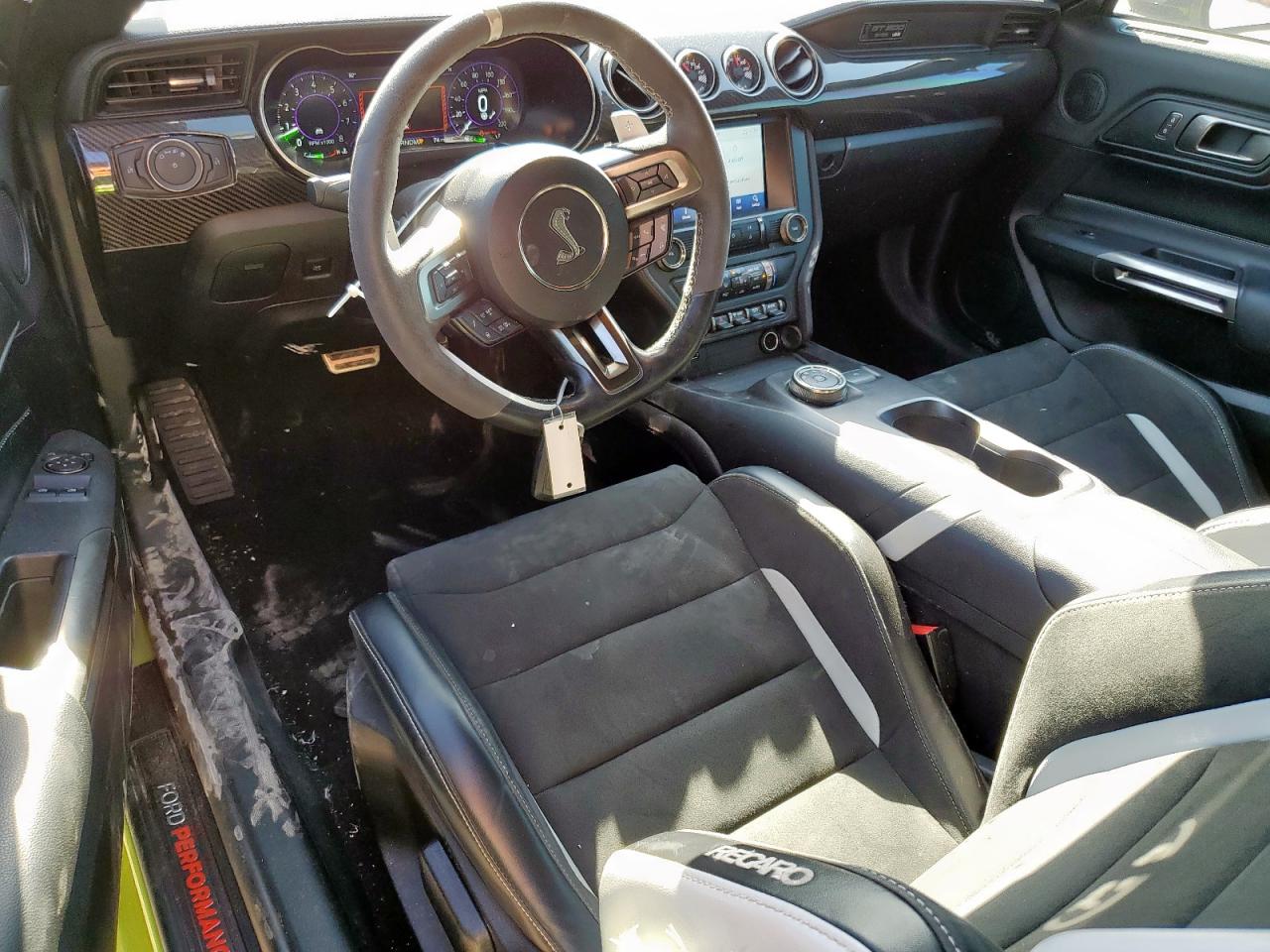 FORD MUSTANG SHELBY GT500