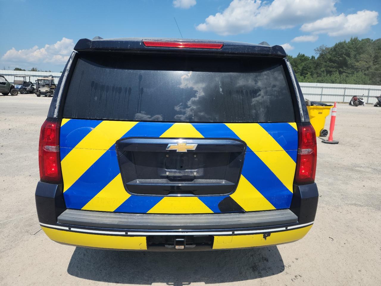 CHEVROLET SUBURBAN C1500