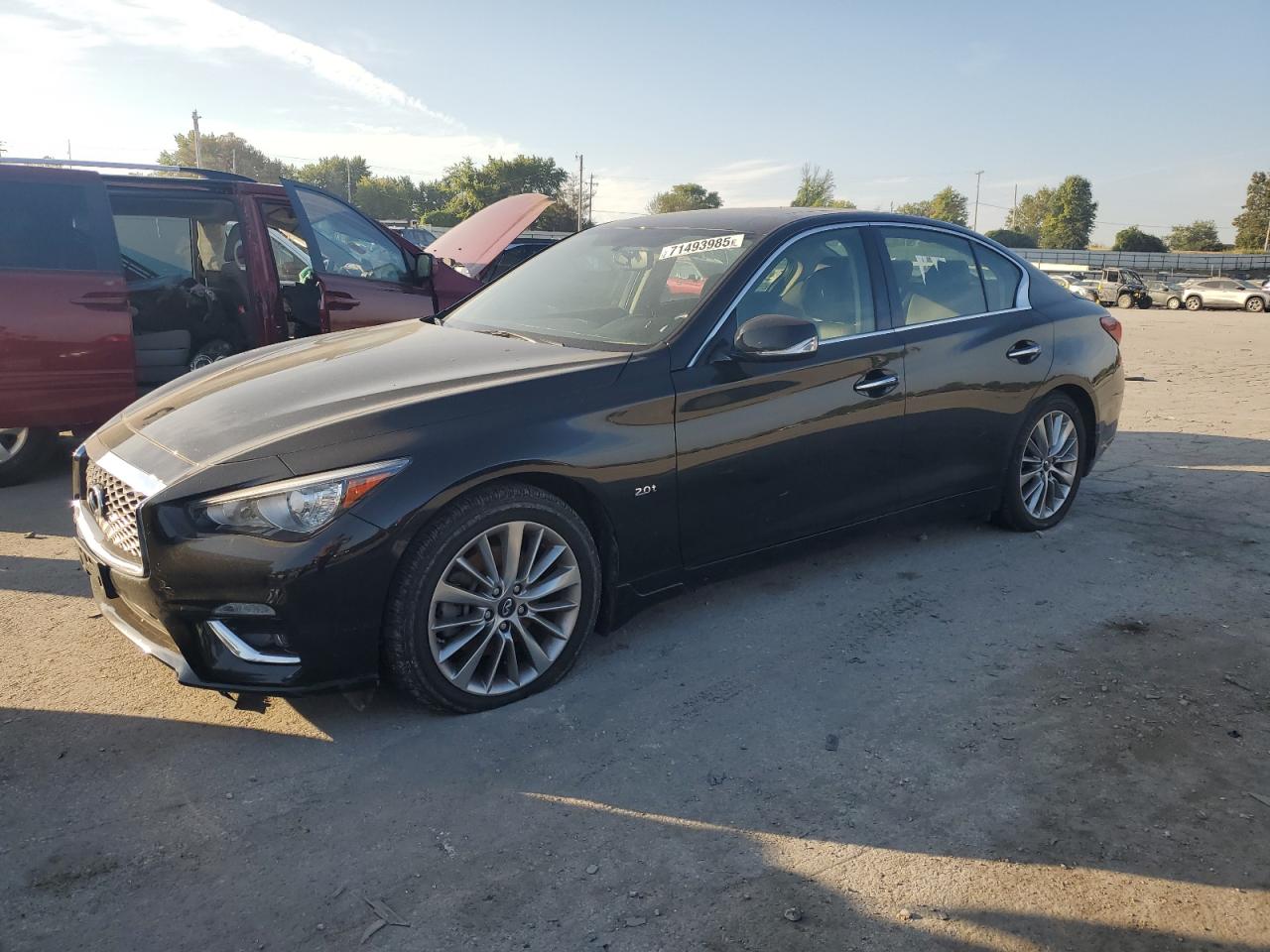 INFINITI Q50 PURE