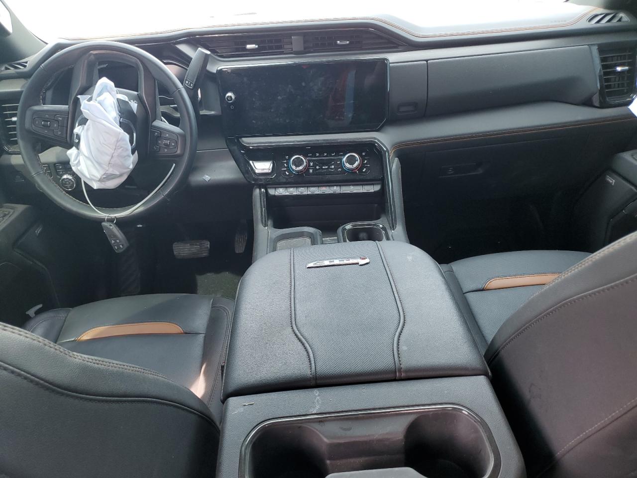 GMC SIERRA K2500 AT4