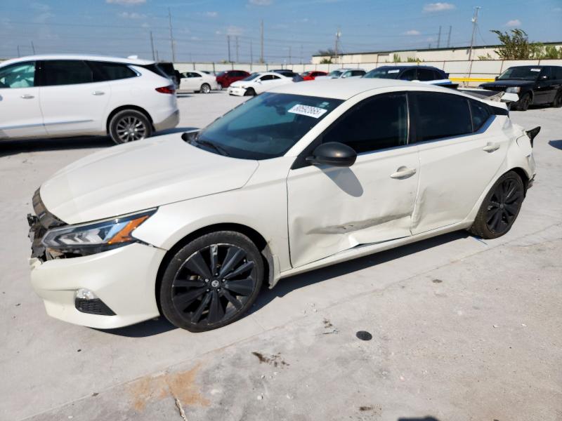 NISSAN ALTIMA SR