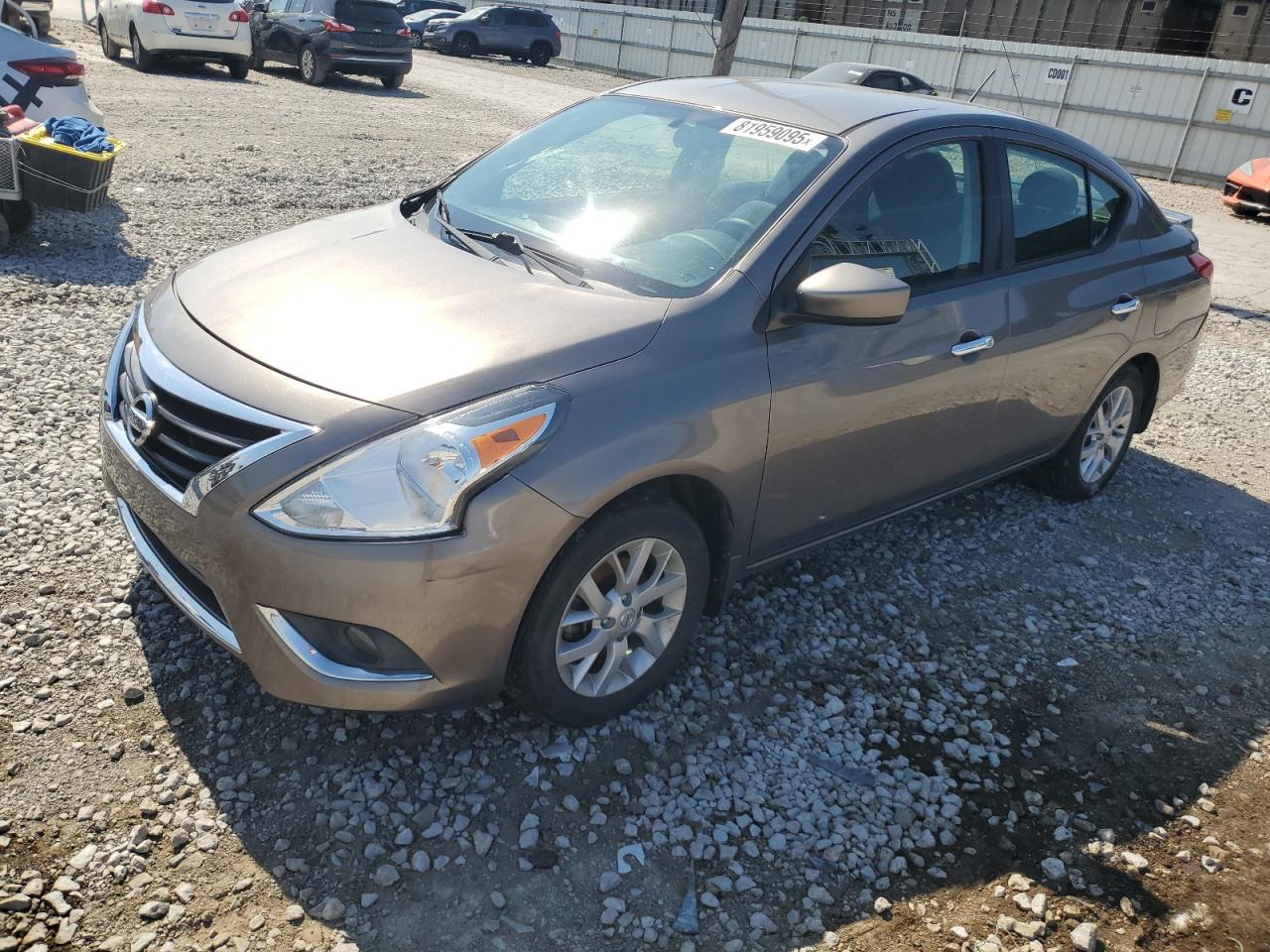 NISSAN VERSA S