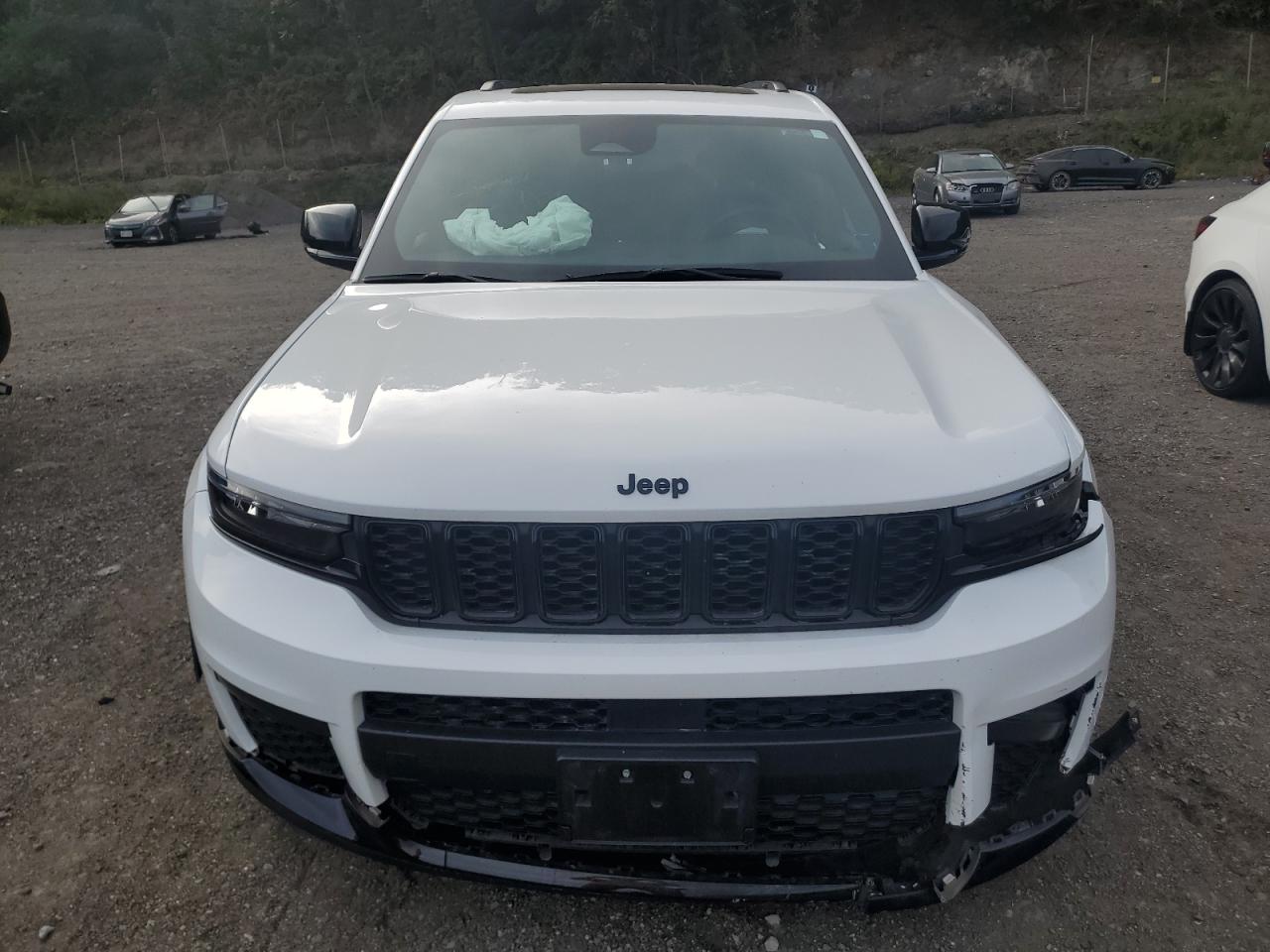 JEEP GRAND CHEROKEE L LAREDO