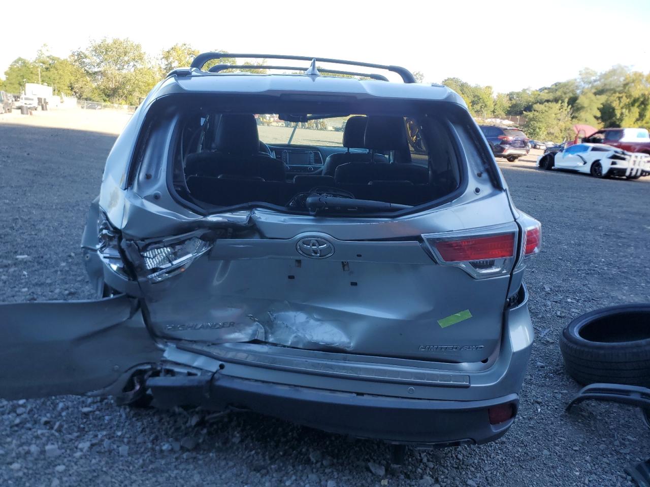 TOYOTA HIGHLANDER LIMITED