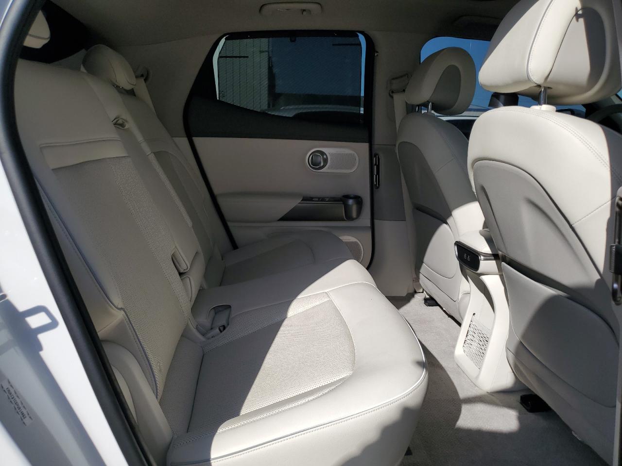 GENESIS GV60 ADVANCED