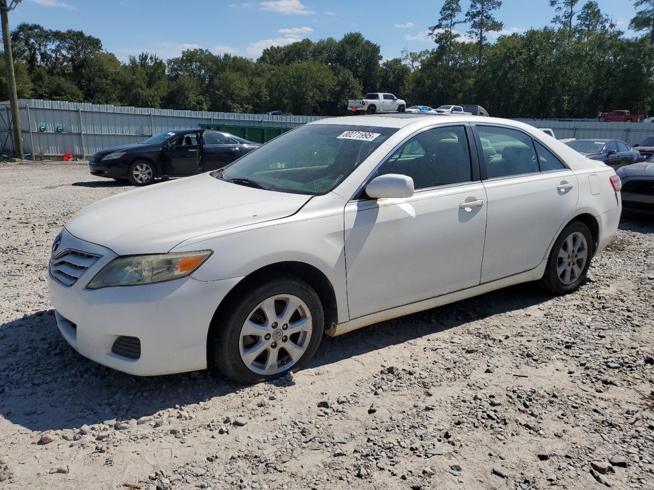TOYOTA CAMRY BASE