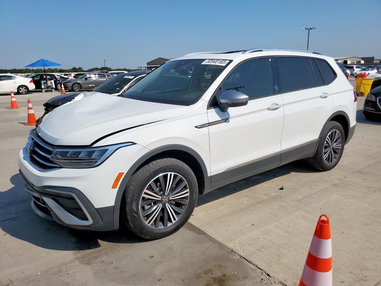 VOLKSWAGEN TIGUAN SE