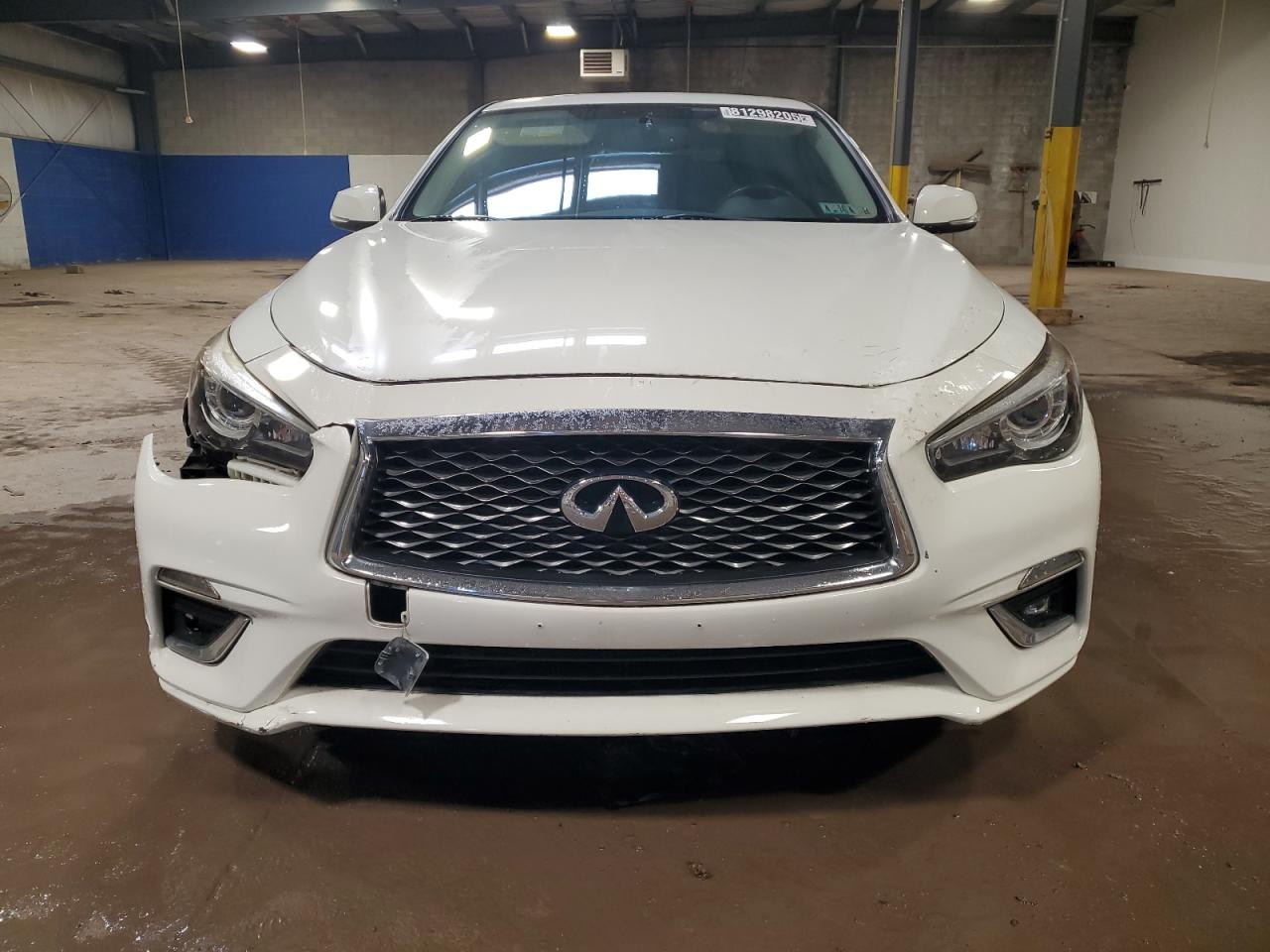 INFINITI Q50 LUXE