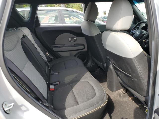 2016 KIA SOUL + - KNDJP3A53G7818027