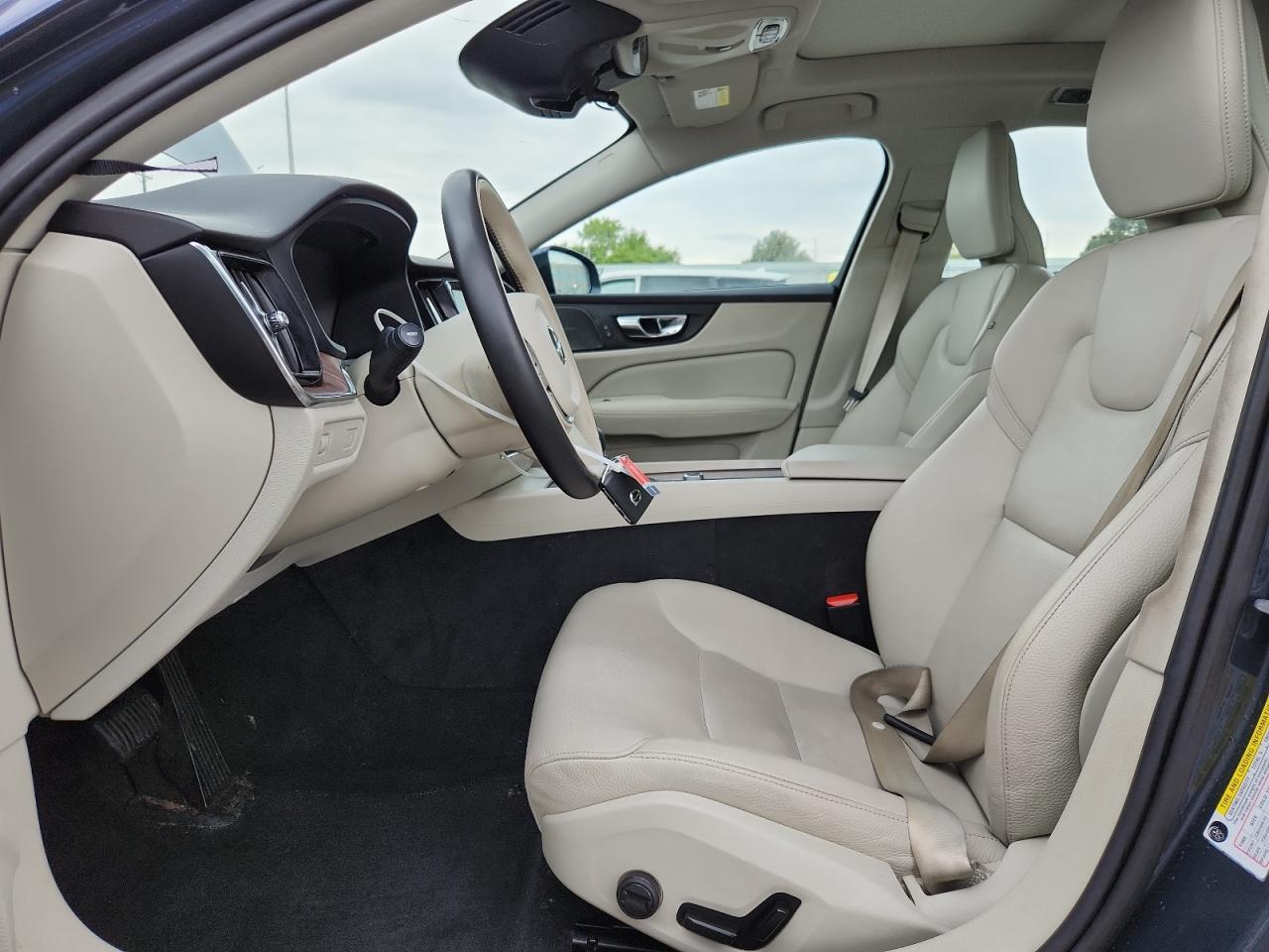 VOLVO S60 T6 MOMENTUM