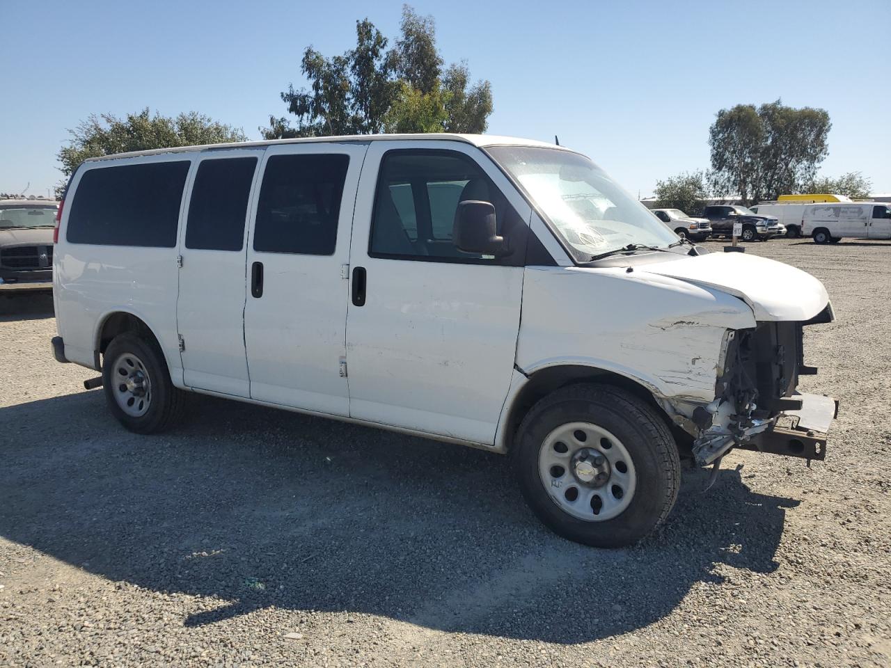 CHEVROLET EXPRESS LT