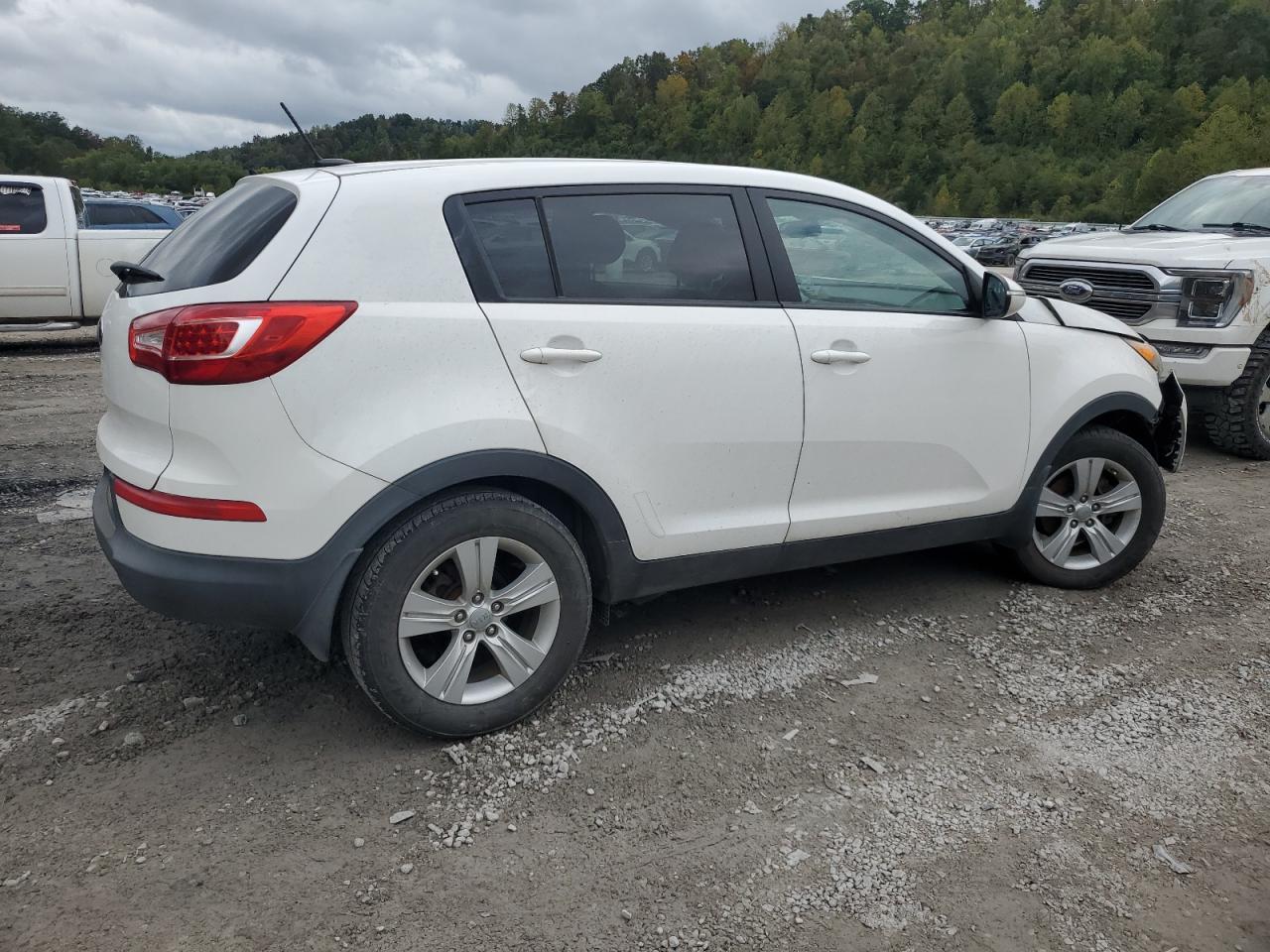 KIA SPORTAGE BASE