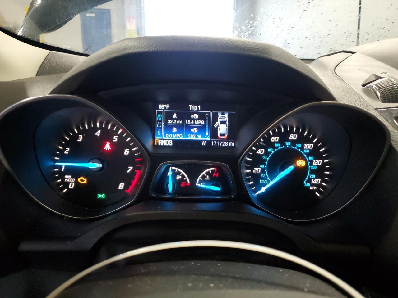 FORD ESCAPE TITANIUM