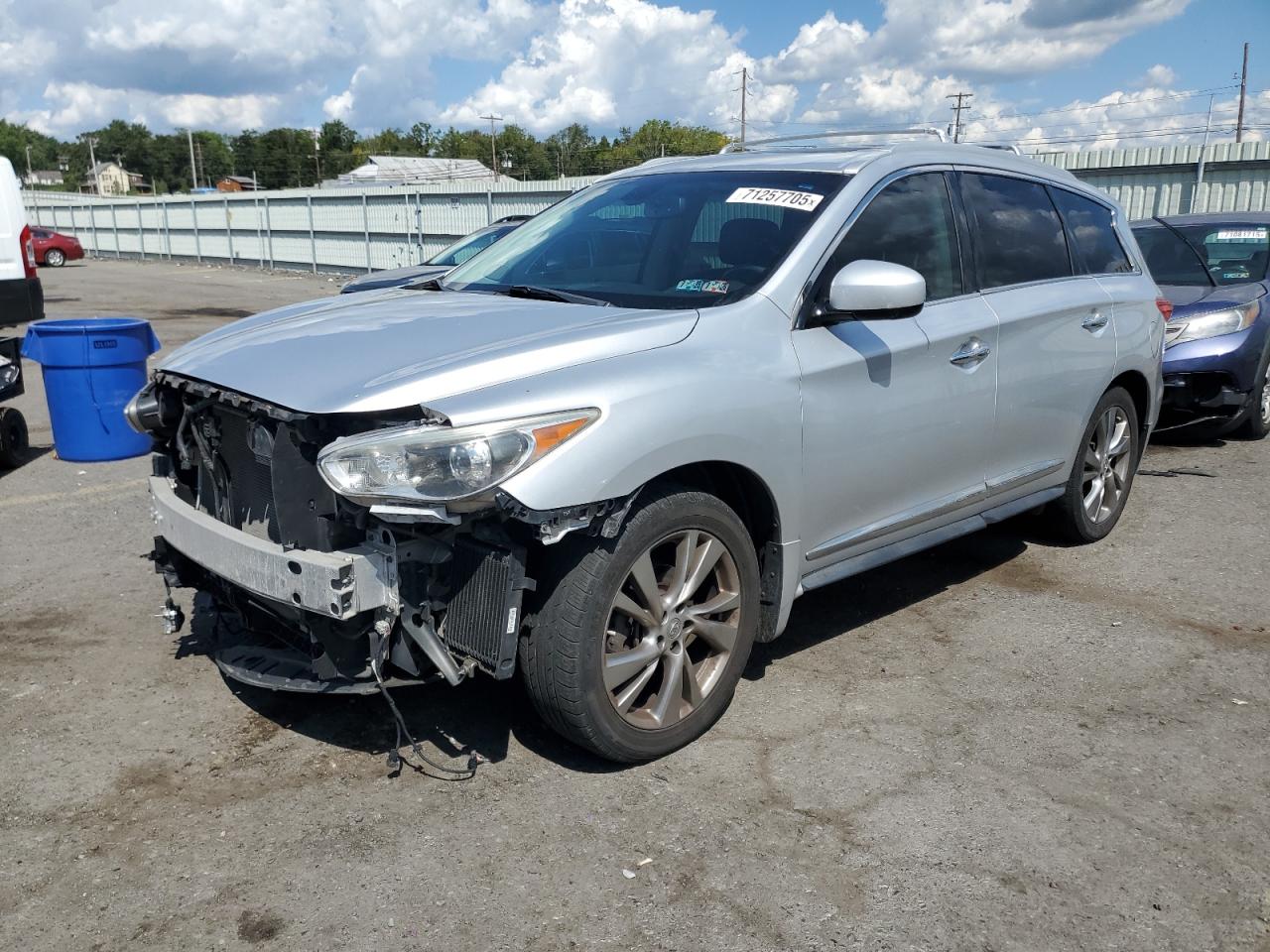 INFINITI JX35