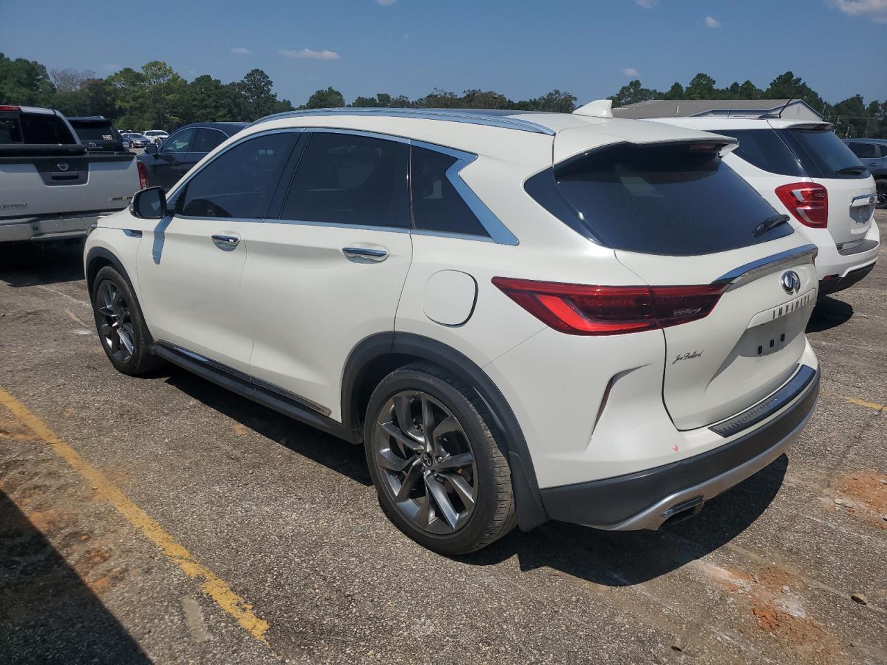 INFINITI QX50 ESSENTIAL