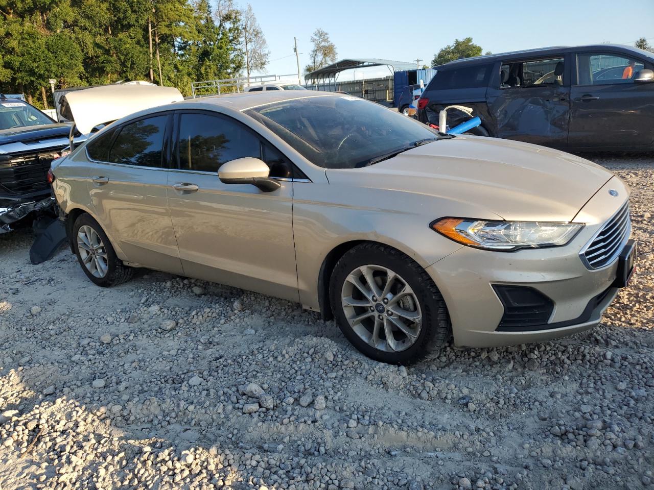 FORD FUSION SE