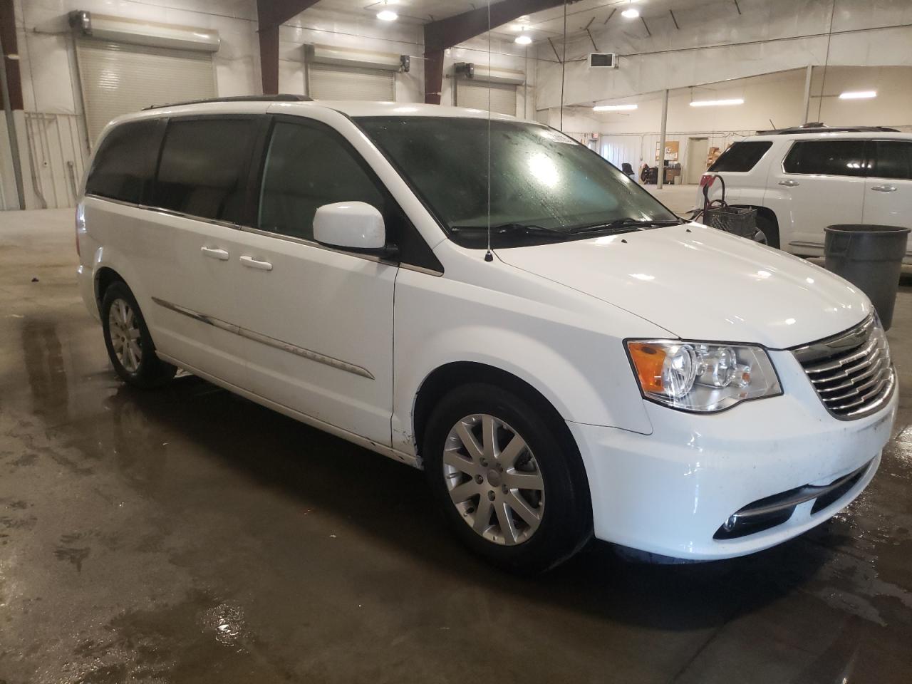 CHRYSLER TOWN & COUNTRY TOURING