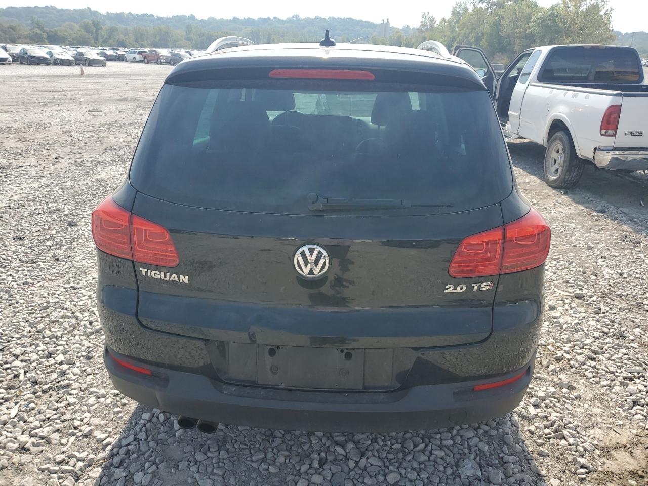 VOLKSWAGEN TIGUAN S