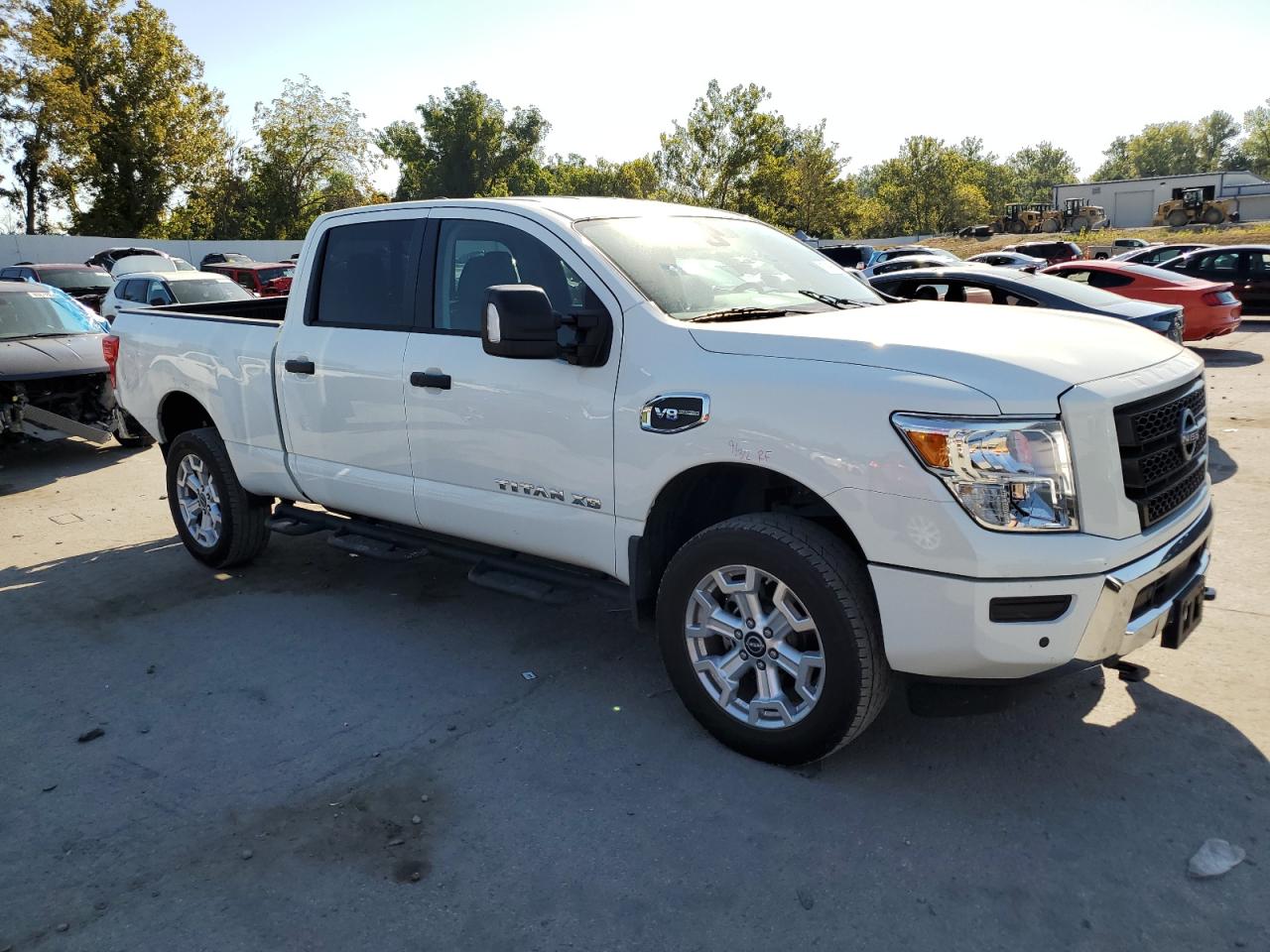 NISSAN TITAN SV