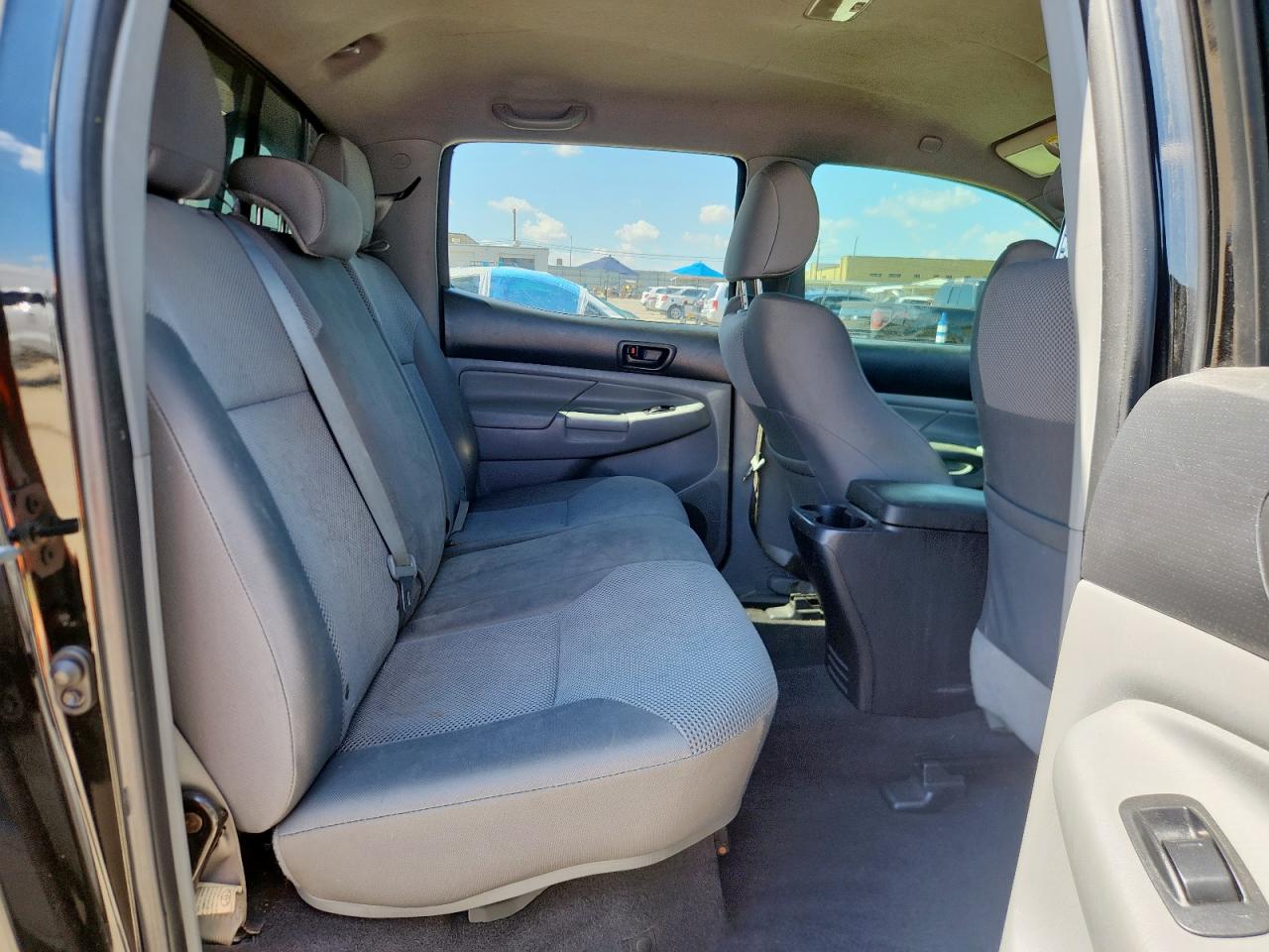 TOYOTA TACOMA DOUBLE CAB