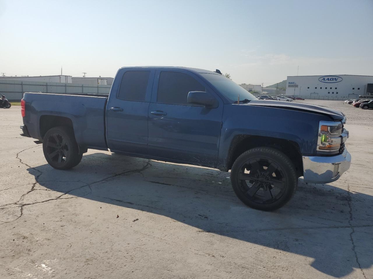 CHEVROLET SILVERADO C1500 LT