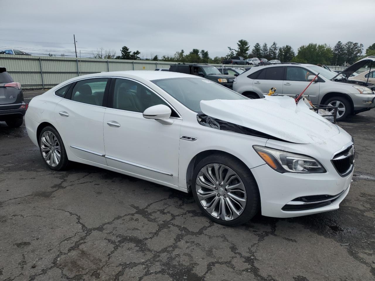 BUICK LACROSSE PREFERRED