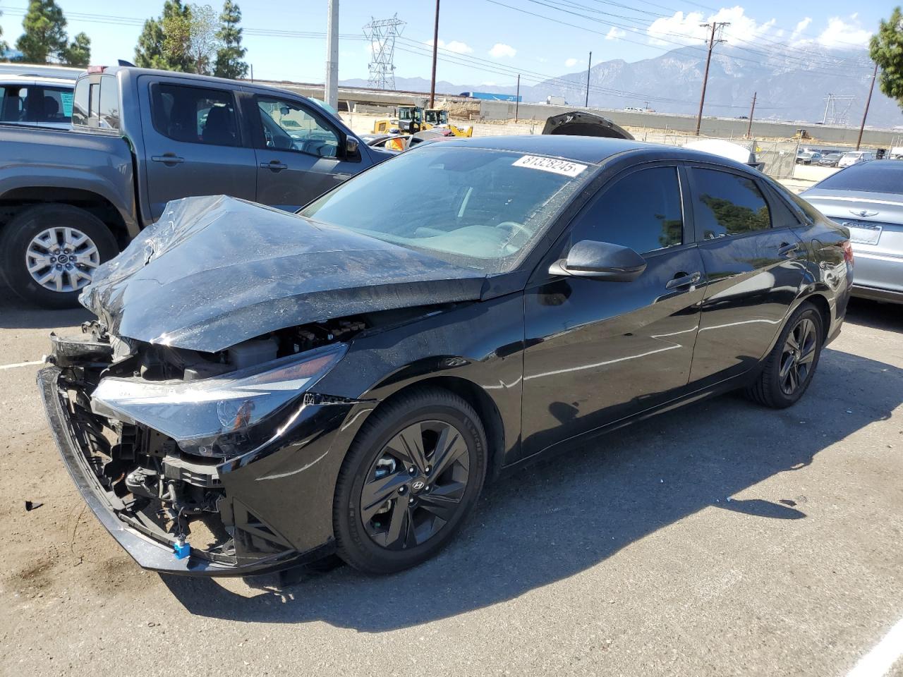 HYUNDAI ELANTRA BLUE