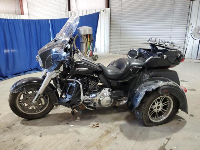 2016 HARLEY-DAVIDSON FLHTCUTG TRI GLIDE ULTRA #3286551193