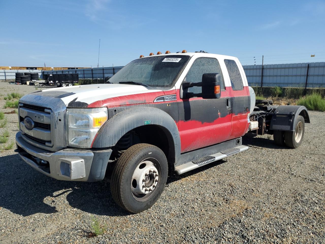 FORD F-550 SUPER DUTY