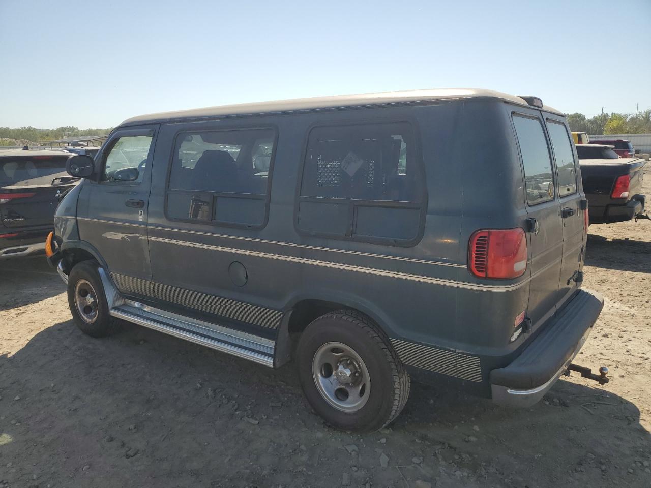 Lot #3275863682 1999 DODGE RAM VAN B1