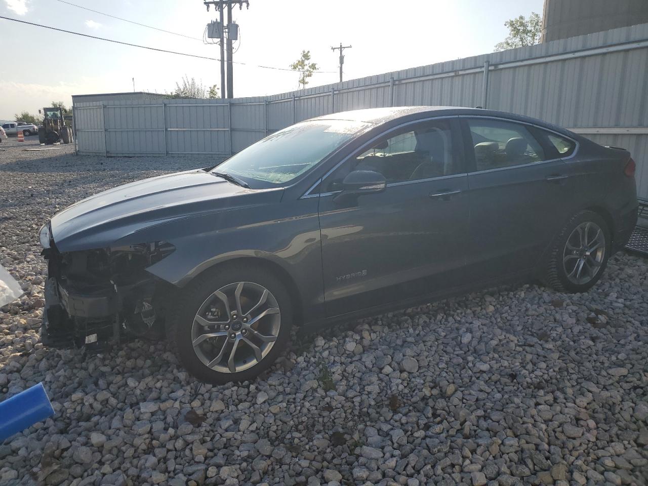 Salvage Ford Fusion