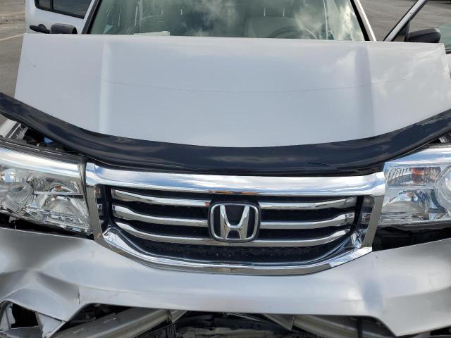 2015 HONDA PILOT LX 5FNYF4H28FB040075