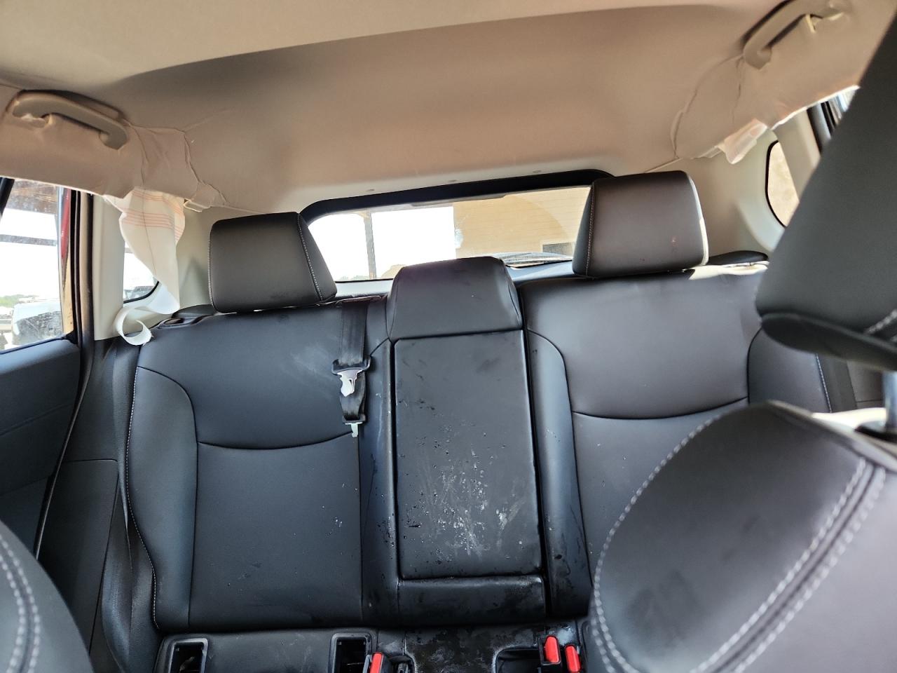 TOYOTA COROLLA CROSS XLE