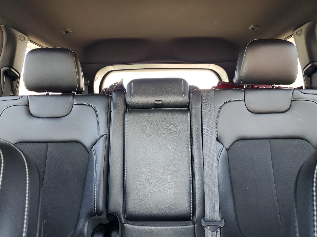 JEEP GRAND CHEROKEE L LAREDO